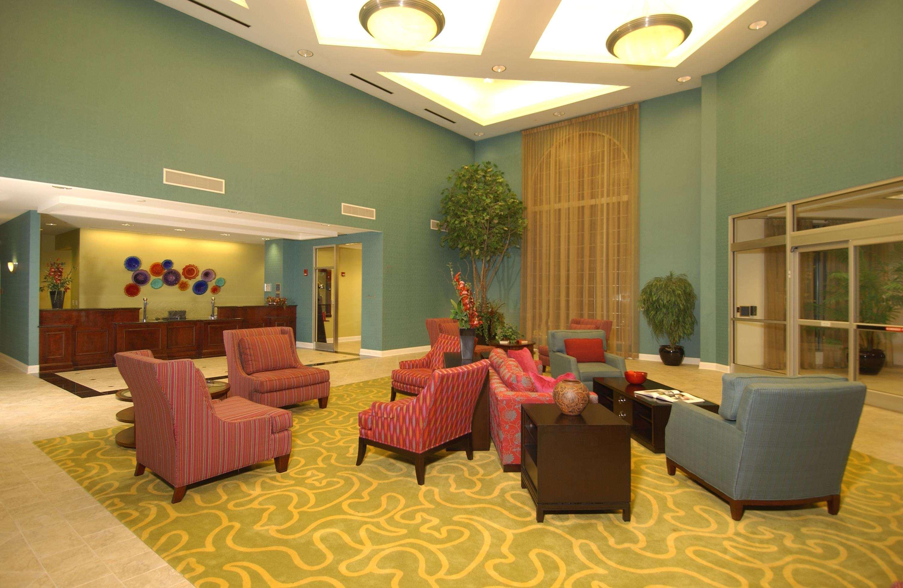 Doubletree By Hilton Ґрінсборо Екстер'єр фото